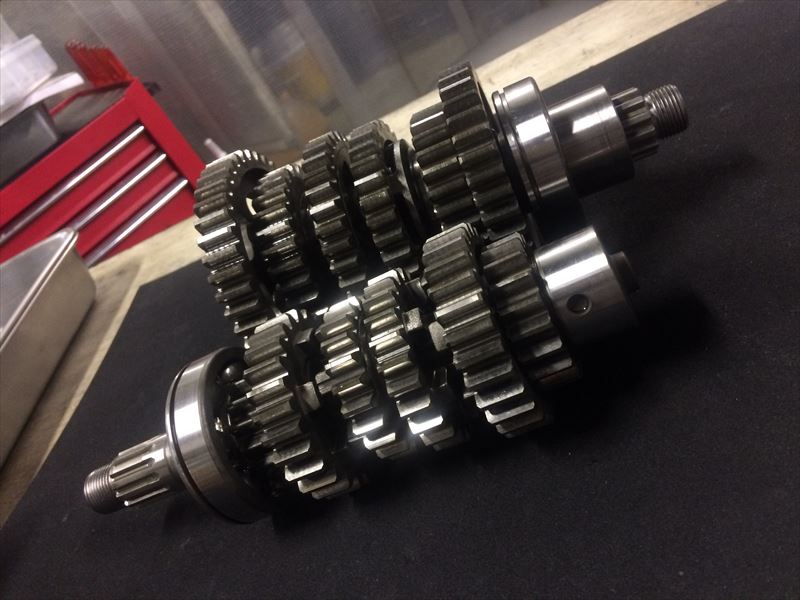 トランスミッション